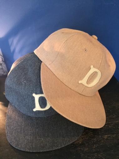 THE H.W.DOG&CO.  BASEBALL