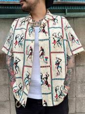 NORTH NO NAME / ”Dancer pattern” S/S SH (WHT)