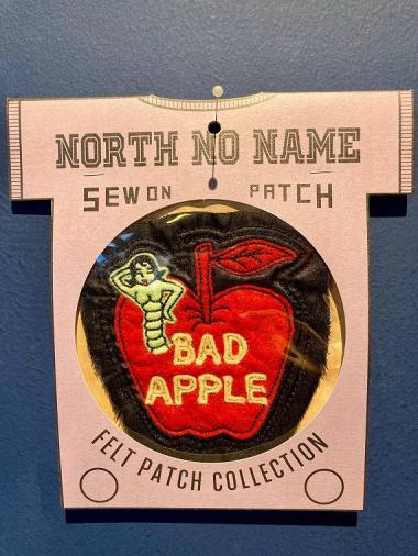 North No Name/ FELT PATCH (BAD APPLE)